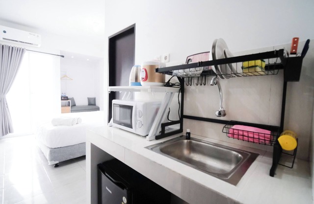 Well Furnished And Homey Studio (No Kitchen) Apartment At Suncity Residence