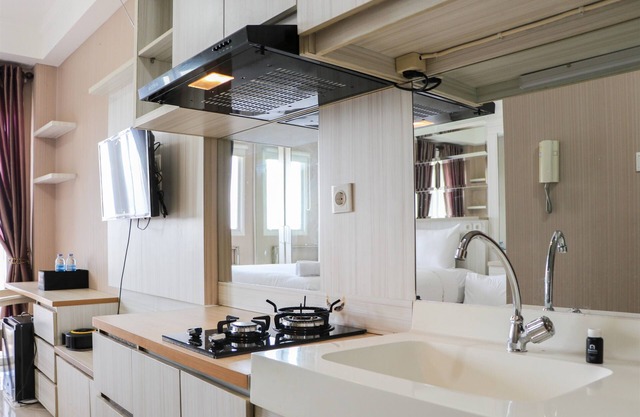 Well Furnished Studio Room At Signature Park Grande Apartment