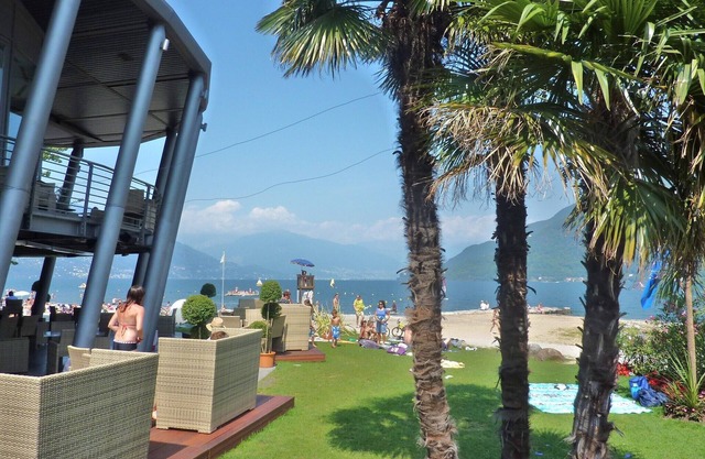 Vivienda de 2 ambientes moderna en jardín Cannobio, terraza 100 mtr. Playa z - cerca del centro