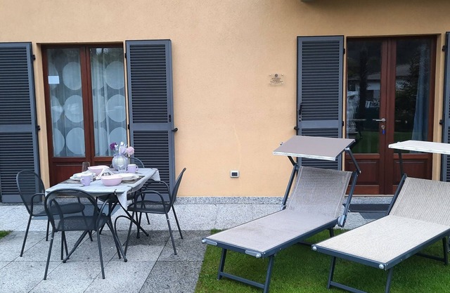 Well maintained apartment Cannobio 100 mtr to the beach terrace and parking lot
