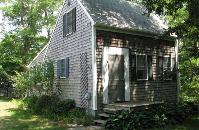 Wellfleet Salt Box Cottage, calor y aire acondicionado