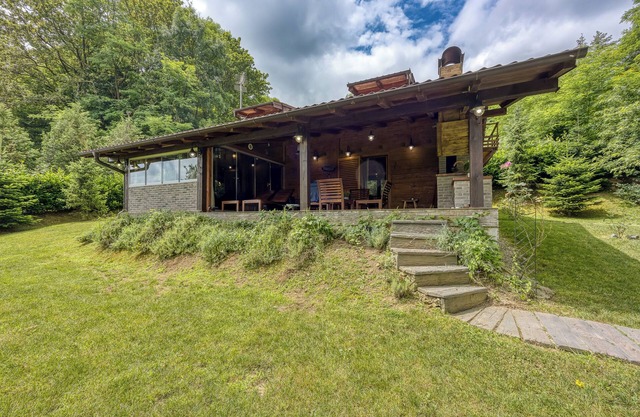 Wellness House Swan River, Lasinja, Croatia
