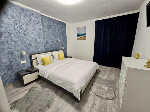 WEST APARTAMENTS