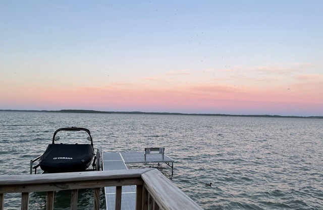 Waterfront Home en West Bay