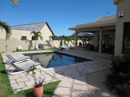 West Coast Villas