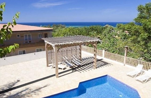 West End Pool & Amazing Views 2 BR / 2 BA Condo Disfrute de los vientos alisios Vacate Well