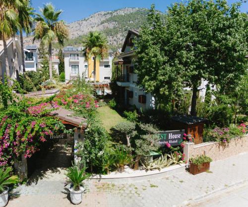 WEST HOUSE EXCLUSIVE HOTEL