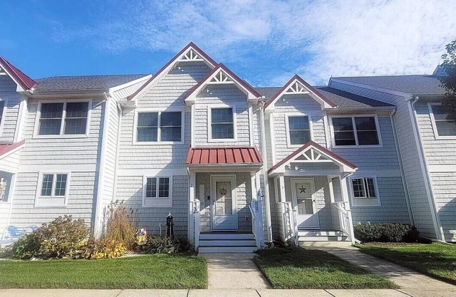 West Ocean City Townhouse Close to Everything!