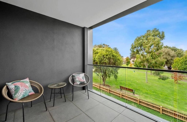 West Park Luxury in Geelong West