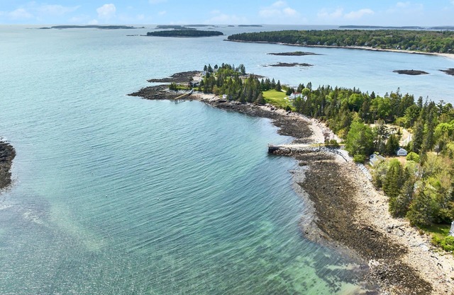 West unit in Ocean View Duplex with Walk to Crescent Beach