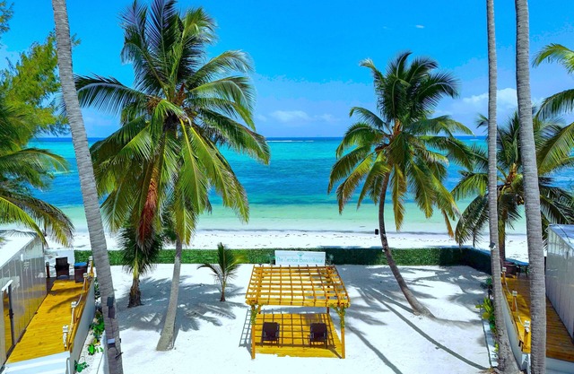West Villa-The Zanzibar Beach House