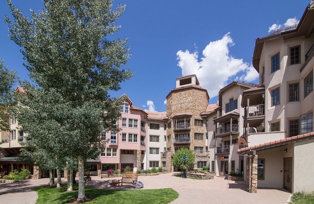 Westermere 311 - 2 by Avantstay Just Steps From Ski Area w/ Great Views!
