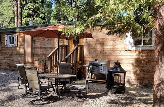 Western Cabin at Living Springs Resort Mt. Lassen