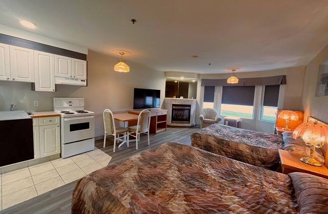 Western Long Stay Whitecourt 1