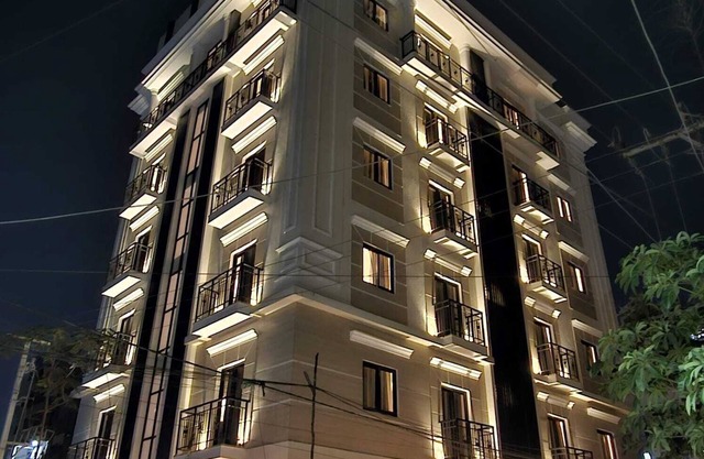 Western Suites