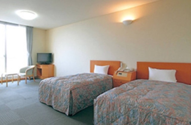 Westernstyle twin room with bath and toilet 1 / Shimonoseki Yamaguchi