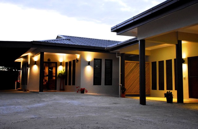 Westfield Homestay Fiji