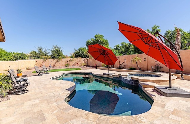 Westgate Wonder ~ A Resort-Style Oasis w/ Heated Pool, Spa, Game Rooms, Putting Green & More!