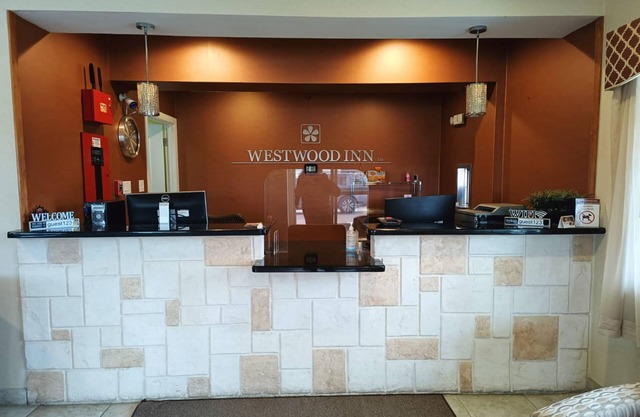 Westwood Inn by OYO Gonzales TX