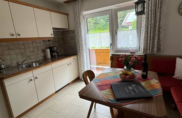 "Wetterstein" apartment / 1 bedroom / shower, toilet - rock crystal, guest house
