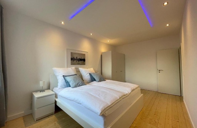 WH Immobilien Design City Appartement Rainshower