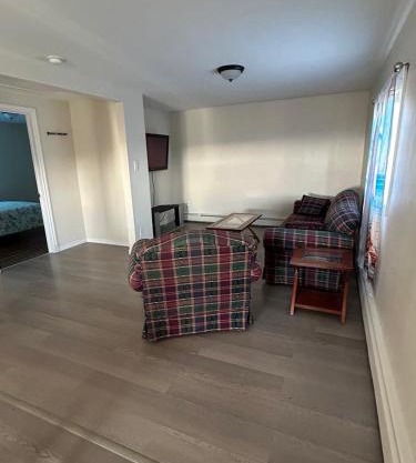 Whale Cove Suites