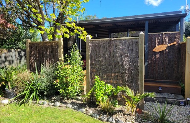 Whare-iti / Little house