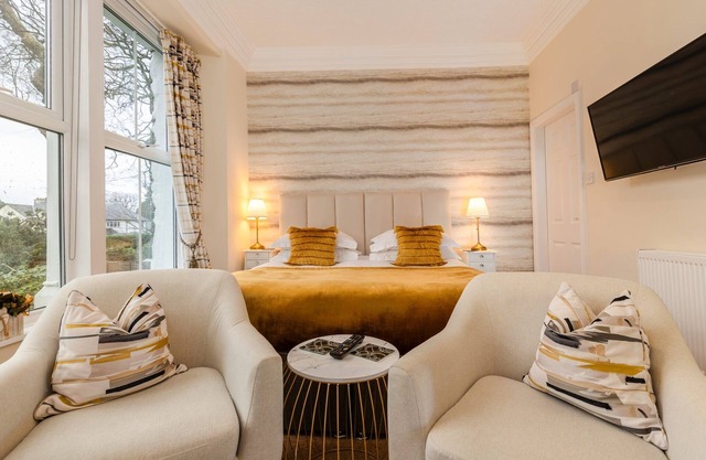 Wheatlands Lodge - Bed & Breakfast