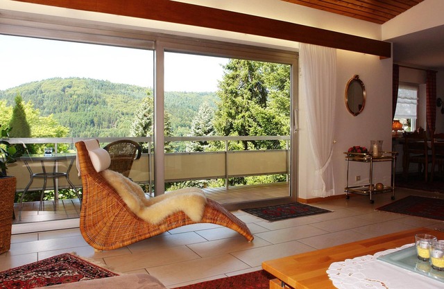 Whg. 1 Black Forest suite, 90sqm, 1 bedroom, 1 living/bedroom, WC, shower and bath