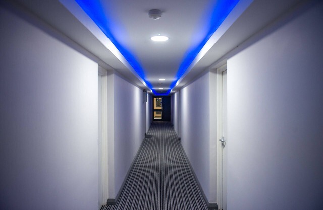 Apartamento-Premier-Bañera de hidromasaje-Apartment 13