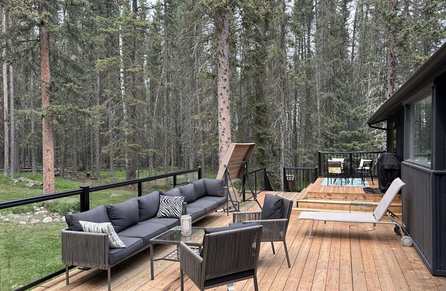 Whispering Pines family escape in Bragg Creek