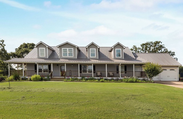 Whispering Vines Ranch-Serene Nature Retreat-Private 90-acre Escape