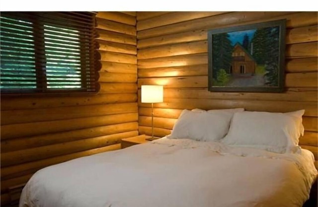 Whistler Cay, Sleeps 6 Adults/2 children, 3 Bedroom Cabin