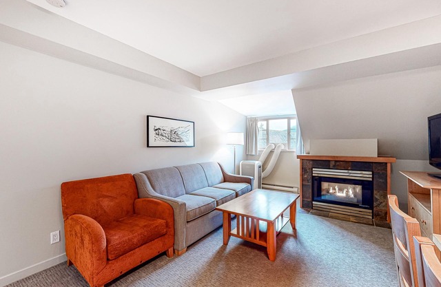 Whistler Peak Lodge