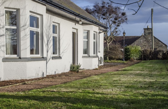 Auto White Cottage de Lujo Saint Andrews Catering Cottage de vacaciones en un entorno idílico