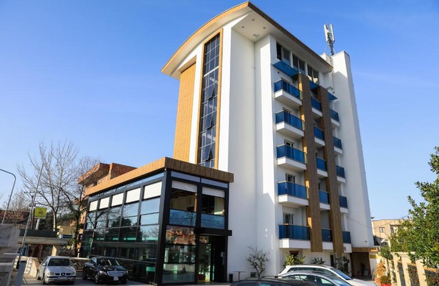 White Dream Hotel