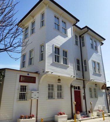 White Palace Old City Boutique Hotel