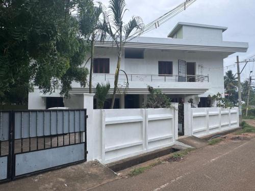 White Pearl Homes