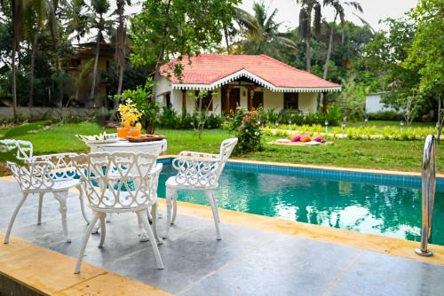 White Serenity Heritage Pool Villa near Beach Udupi