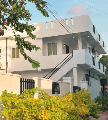 White Terrace Apartments