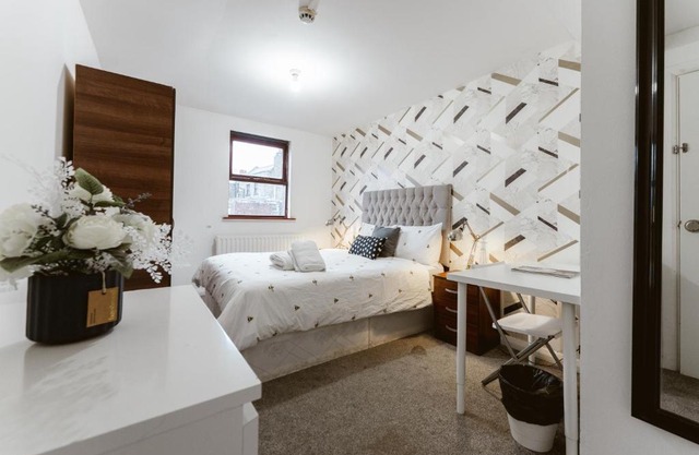 Whitechapel en-suite beds to stay