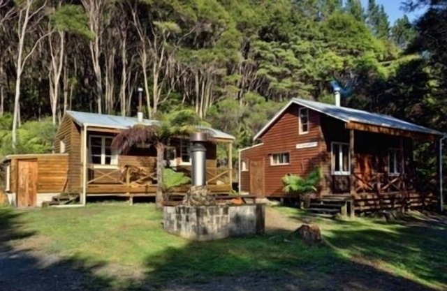 Estación Whitestar, Colville Farm, Bush Lodge