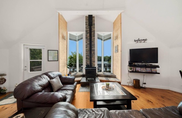 Whitestone Retreat