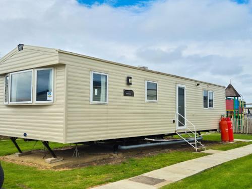 Whitstable - 2 Bedroom Sleeps 6