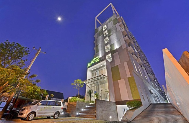 Whiz Hotel Pemuda Semarang