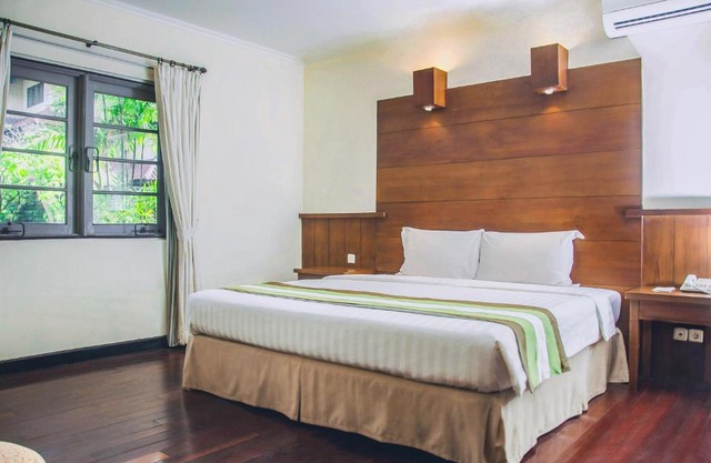 Whiz Residence Darmo Harapan Surabaya