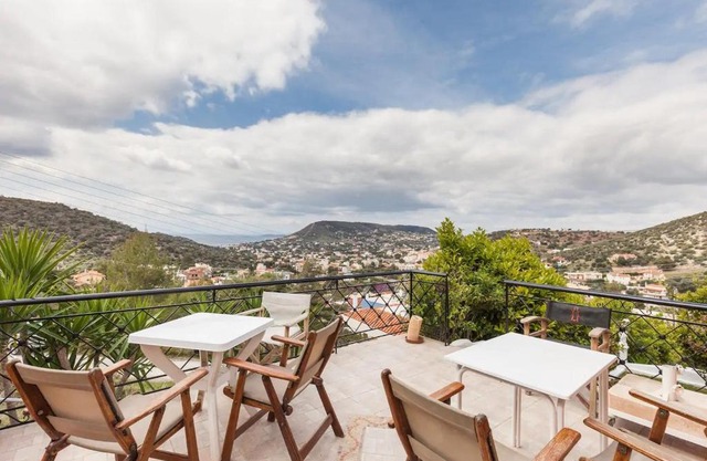 WHOLE HOUSE NEAR THE BEACH WITH AMAZING VIEW