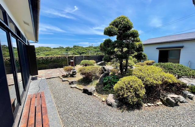 Whole house rental inn / Oshima-cho Tokyo