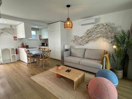 Whome Cozy Riverside Apartment in Trafaria
