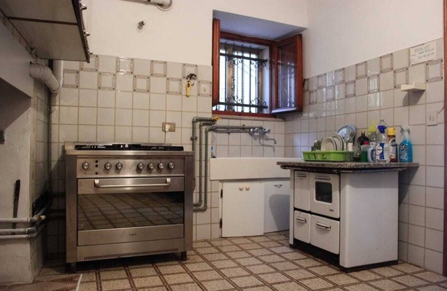 Wide Independent House in Castiglione Messer Marino